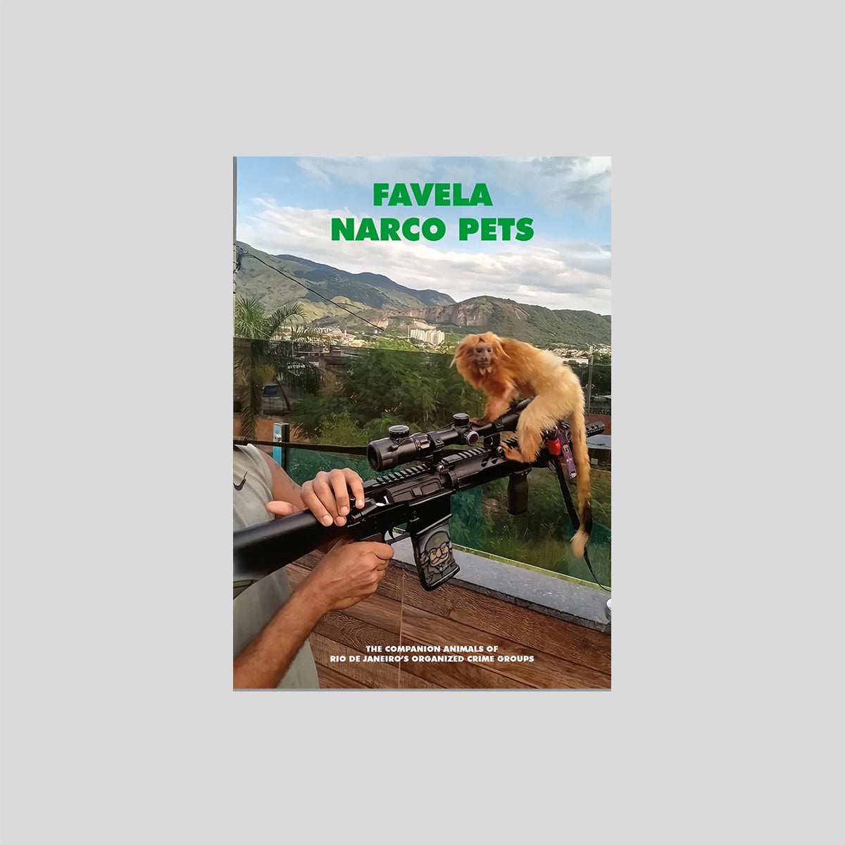 favela narco pets 3 洋書 写真集 ドキュメンタリー FAVELA NARCO PETS – Cahier Central